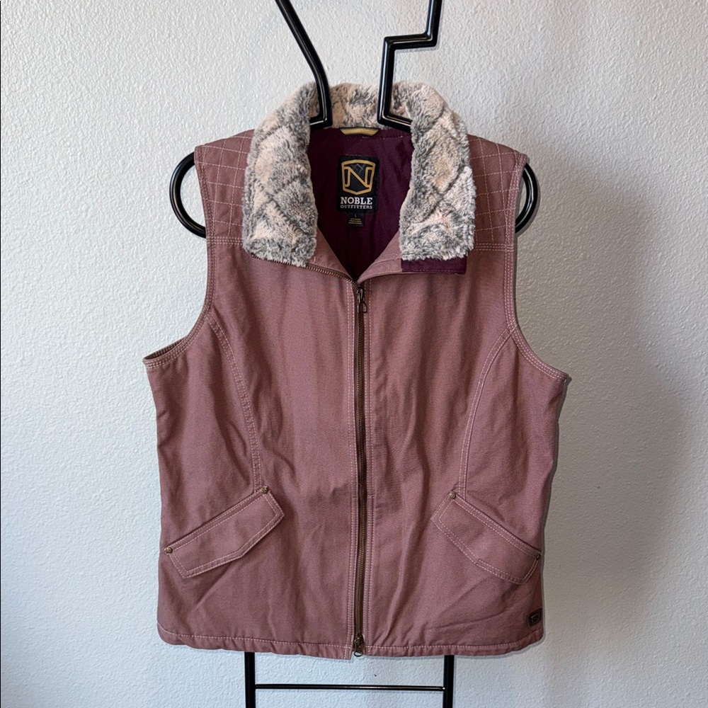 Noble Outfitters Mauve Vest with Faux Fur Collar